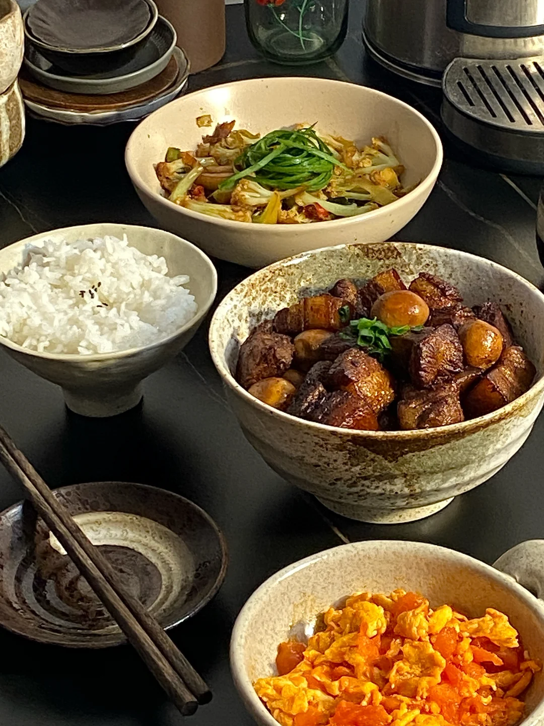 家常菜谱📜鹌鹑蛋红烧肉 番茄炒蛋 炒花菜🥢