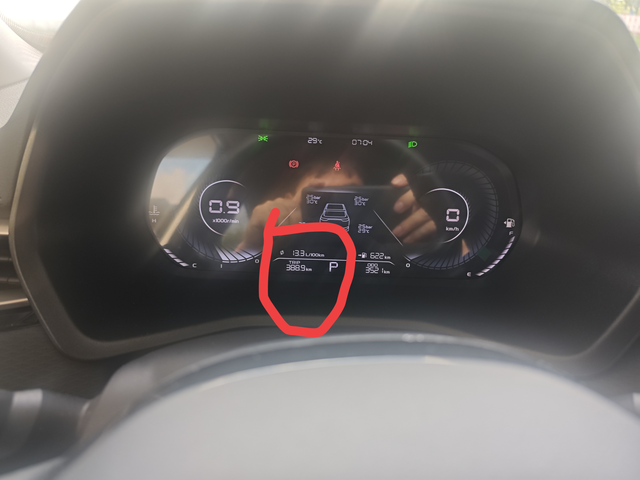 油耗1元1公里买回来的时候说开几圈就油耗就下来了，我刚开时跑了500公里高速，