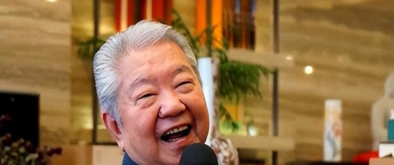 太精辟了！82岁“好色成瘾”的才子蔡澜，用一句话警醒女性，他说：“不喝酒