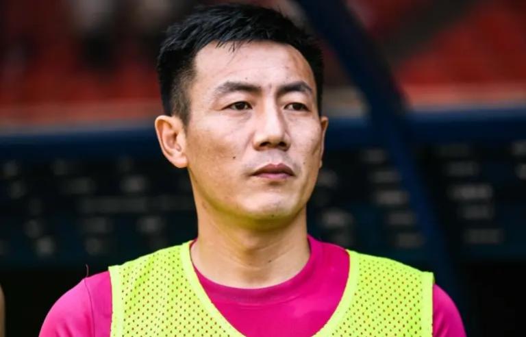 秦“叫兽”？上海申花名宿秦升开通短视频账号，名字叫：“秦升叫兽”。近日有球迷发