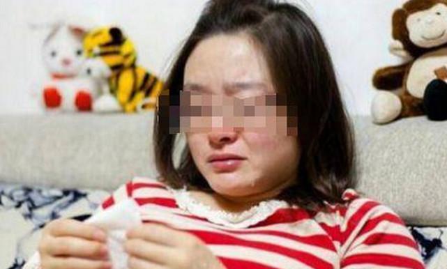 孩子出生一个多星期都没睁开眼, 母亲急得大哭, 没想到医生却连连恭喜