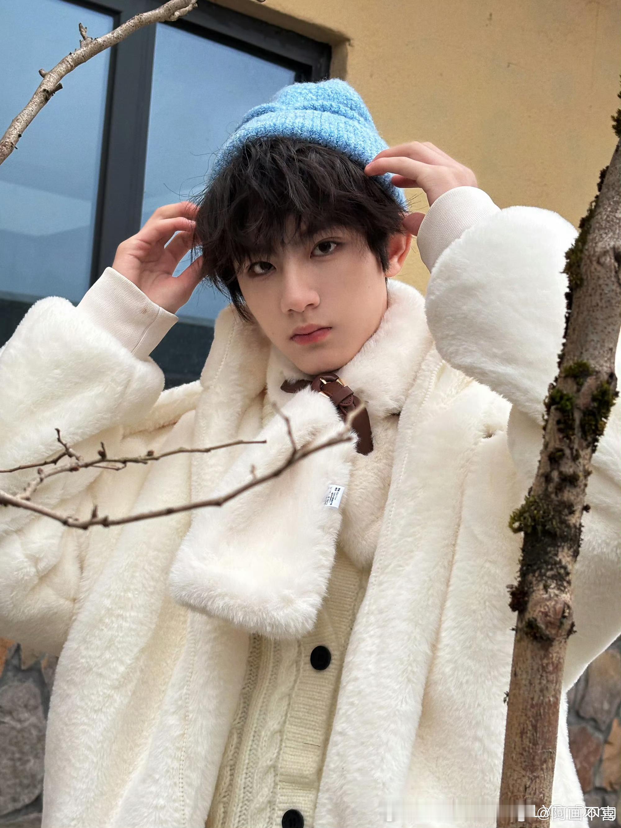 杨涵博李煜东好萌的小剧场突然发现李煜东和杨涵博也挺有cp感的哈哈哈你们觉得呢？李