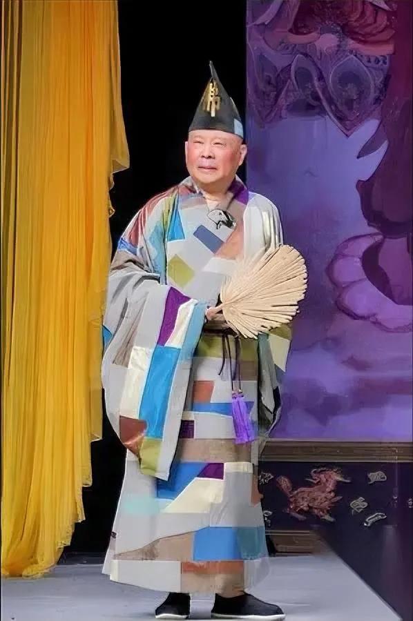 郭德纲翻车不是偶然核心问题根本不是飘不少人骂他红了飘了，其实真不是，