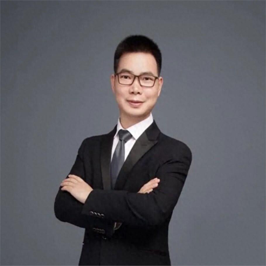 刚和一位圈内资深分析师聊完，他叹了口气：“这轮闪崩是迟早的事，白银的陷阱比黄金大