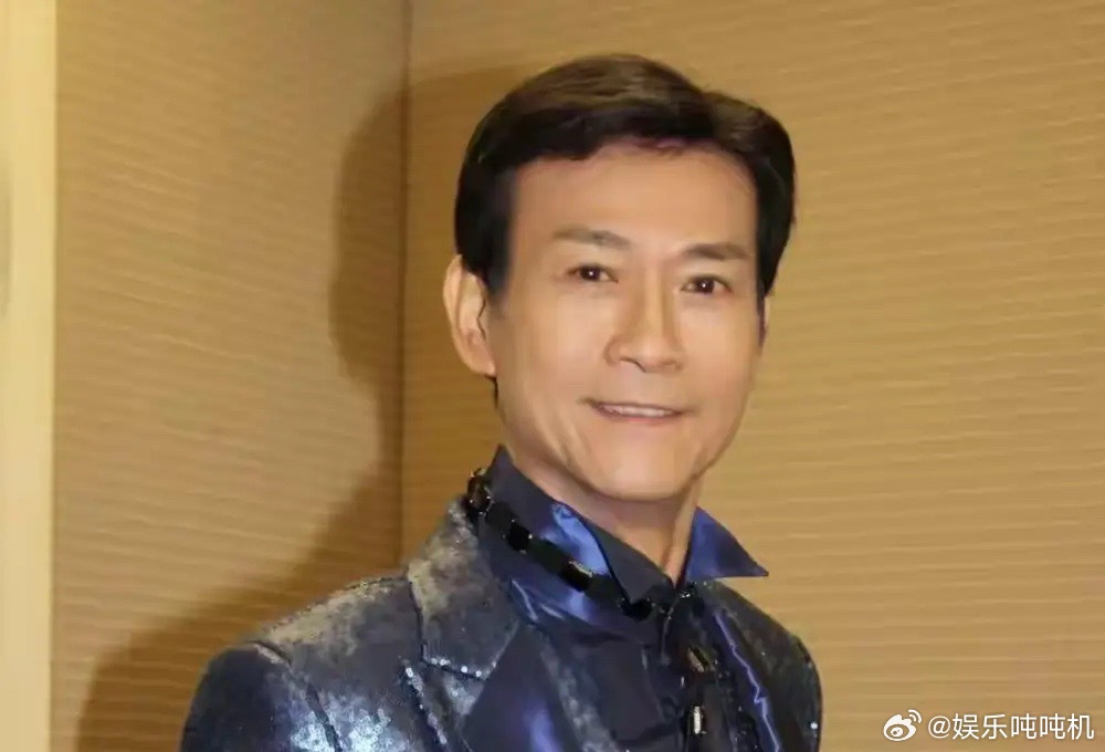 郑少秋官宣退休，藏着太多故事汪明荃说这两年根本联系不上他，之前邀他出山也没回音，