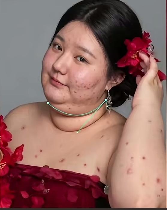 女子拍婚纱照P图后，前后对比都不像一个人了。