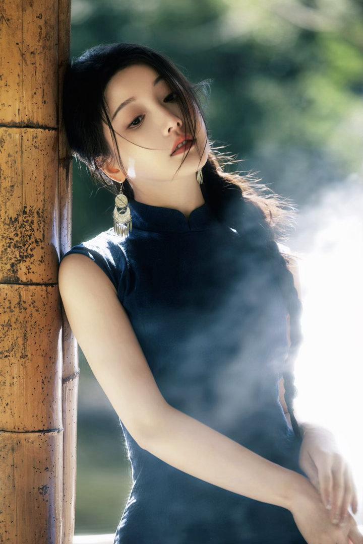 姜贞羽中式美人感天花板氛围感从来都不靠包装堆砌，姜贞羽天生就适合中式古典风格，清