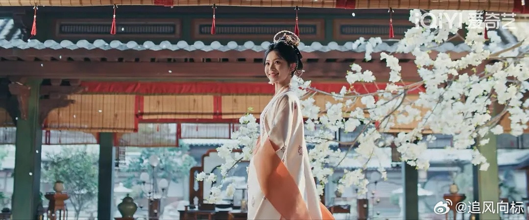 如果没有先帝，我们长玉本该从小就穿这么漂亮的衣服然后和谢征青梅竹马一起长大😡好