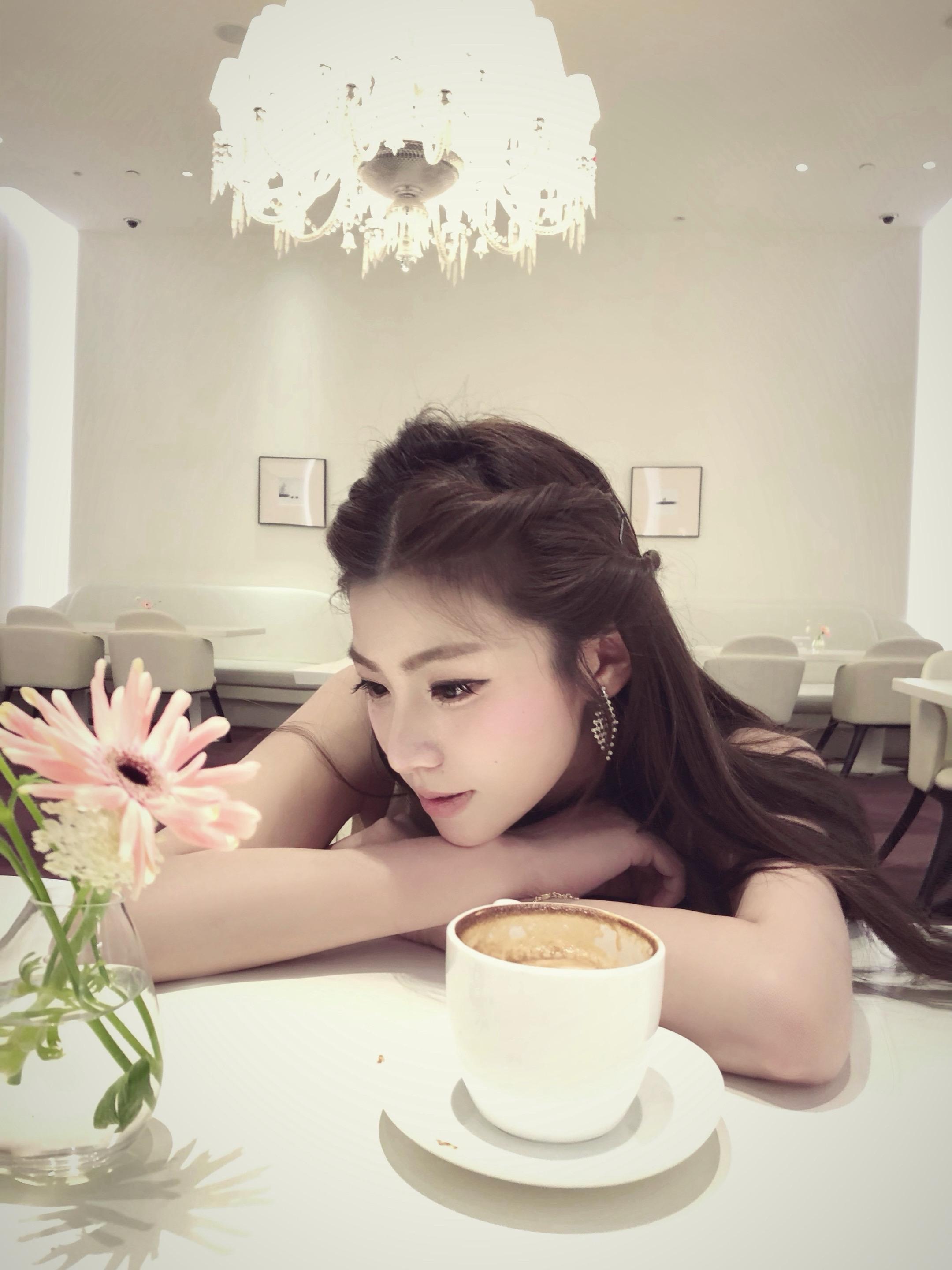 太久了 茉莉花茶早淡了