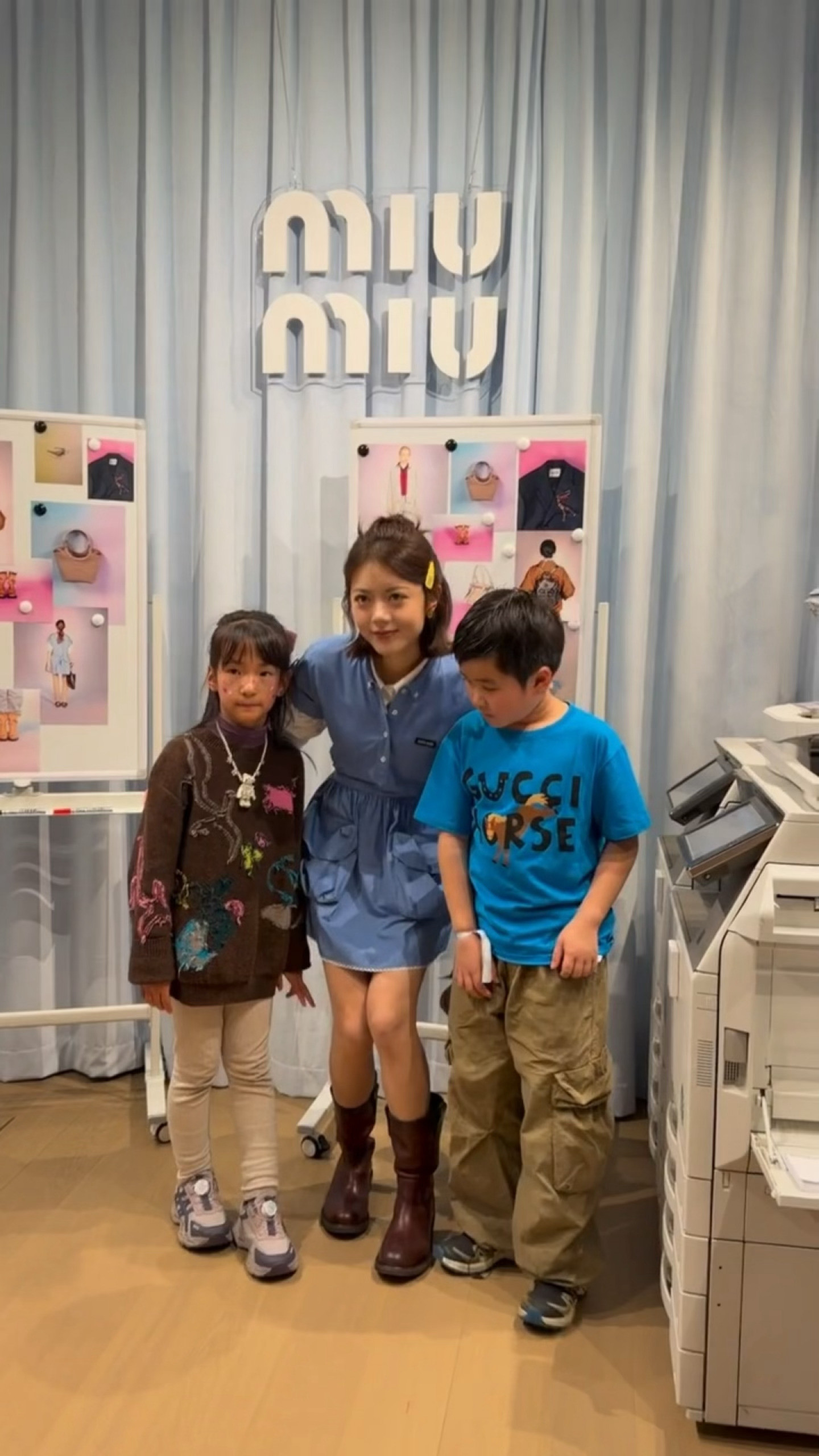 赵麦你等我小了的赵今麦和小朋友合影好温柔