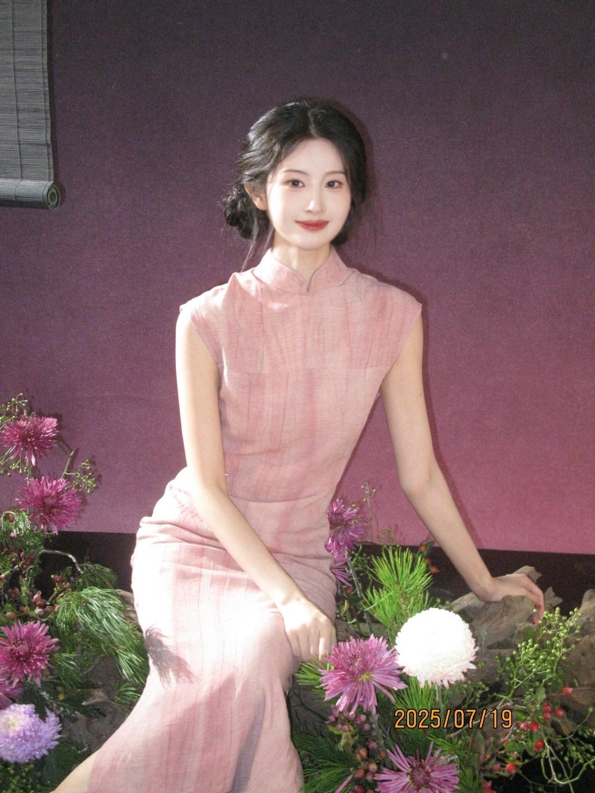 清冷白月光回归~