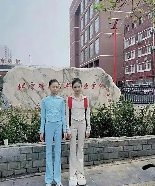 这样的颜值，估计以后会成为顶流明星吧？