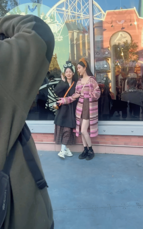 孟子义私下经常夸周也好看生图合照了​​​