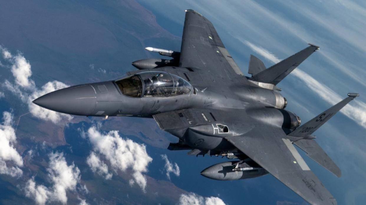 三架F-15E无论是盟友误击还是伊朗击落，总之美军承认坠毁三架，一天三架对美军来