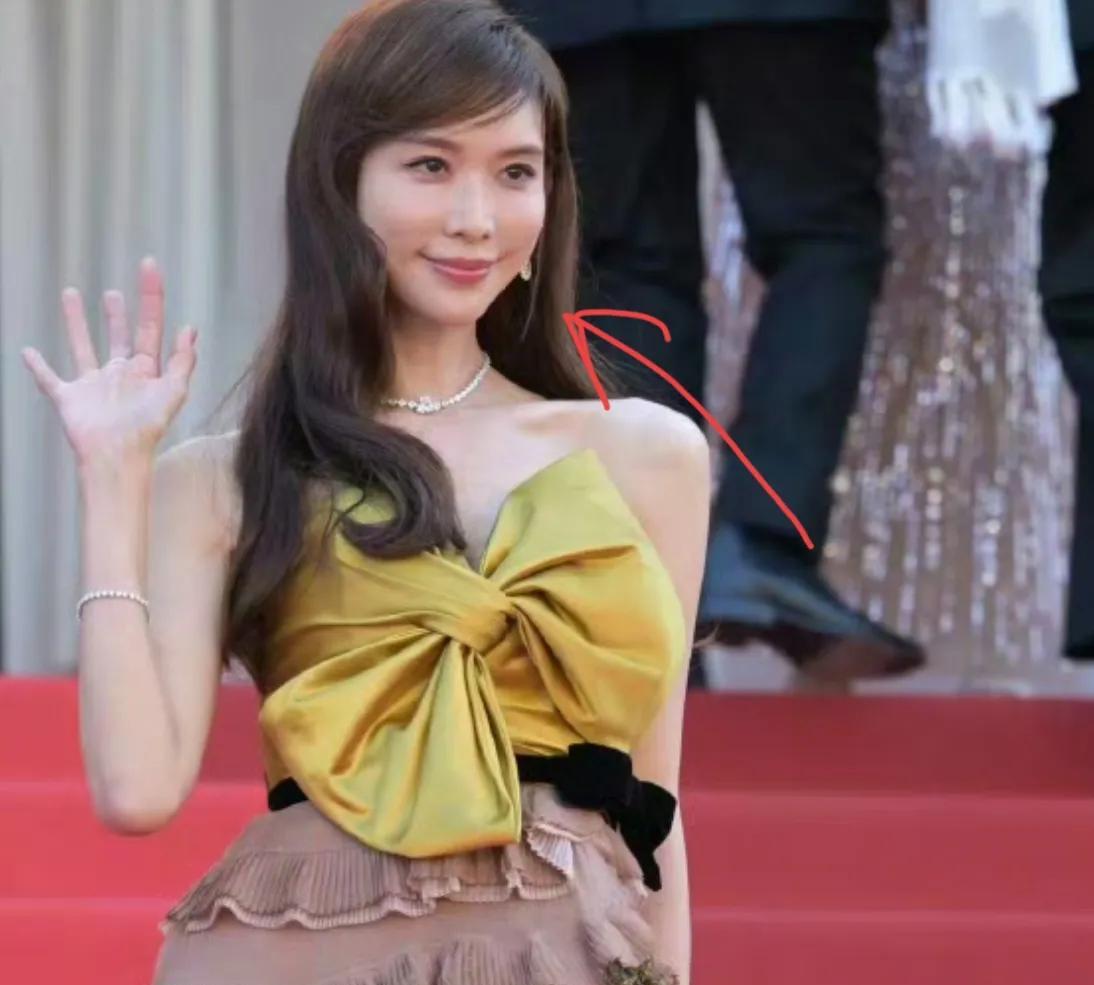 林志玲亮相戛纳电影节红毯图一出来直接傻眼了她到底经历了什么，气质都变了一袭