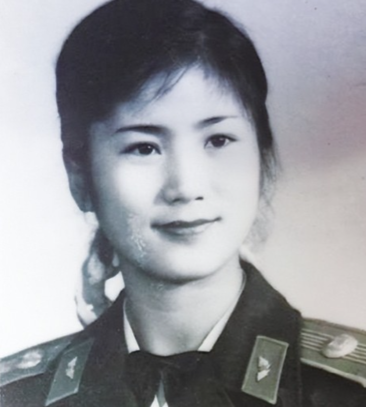 1973年，一个广西舞蹈演员自称毛主席女儿，工作人员觉得她是骗子，毛主席却说：“