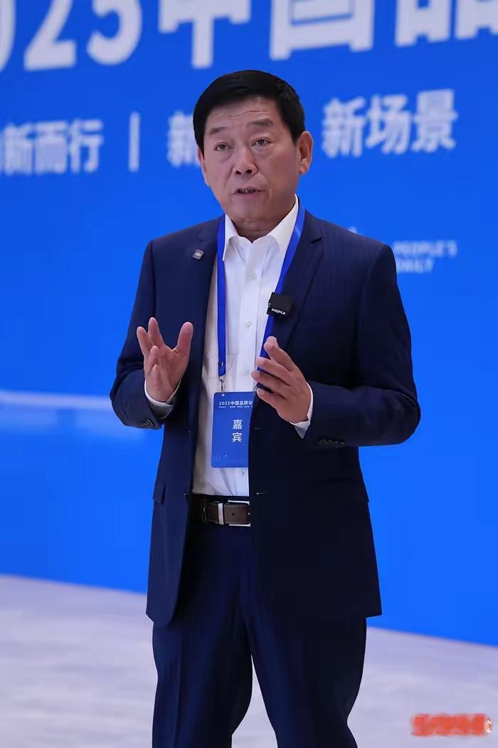 现在连大老板都得下场给技术细节站台了。魏建军最近聊越野，说尽头是个“慢”字。