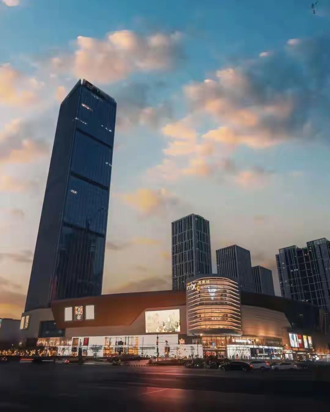 2025年济南万象城营收或破50亿济南万象城近几年营收连续跨过30亿、40亿门