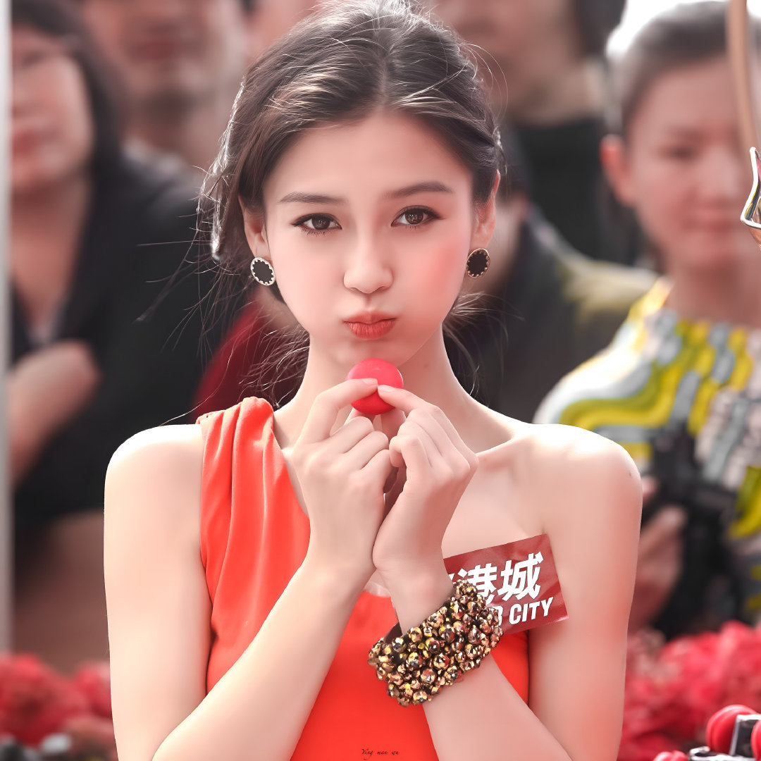 angelababy｜2012海港城是元气满满的甜系港风baby🍊​​