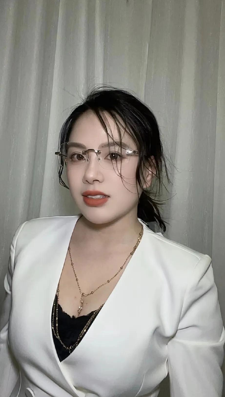 89年36岁一个中年女人的忠告何为中年就是放下年少轻狂被现实生活磨平