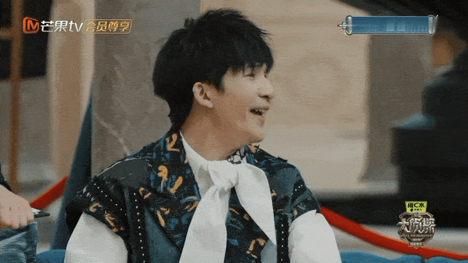 大张伟说戚薇剑扎脑子里了看戚薇被大张伟怼到百口莫辩的样子，节目效果直接拉满。这