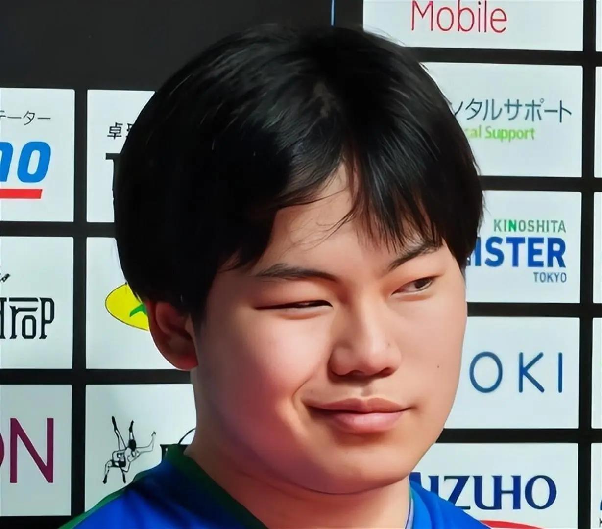 当心，日本乒协还有底牌！ 4月14日，“日乒一哥”张本智和高调爆料：想要确定