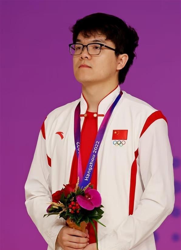 棋院也拿柯洁没辙夺得“王中王”冠军后柯洁接受媒体采访时明确表示，自己不喜