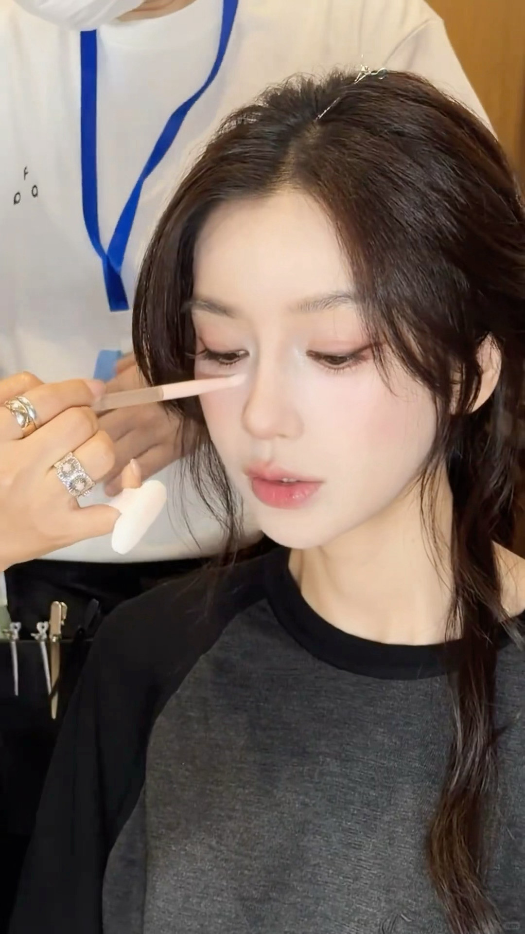 angelababyAngelababy像个小仙女姐姐你咋这么美萌～🧚
