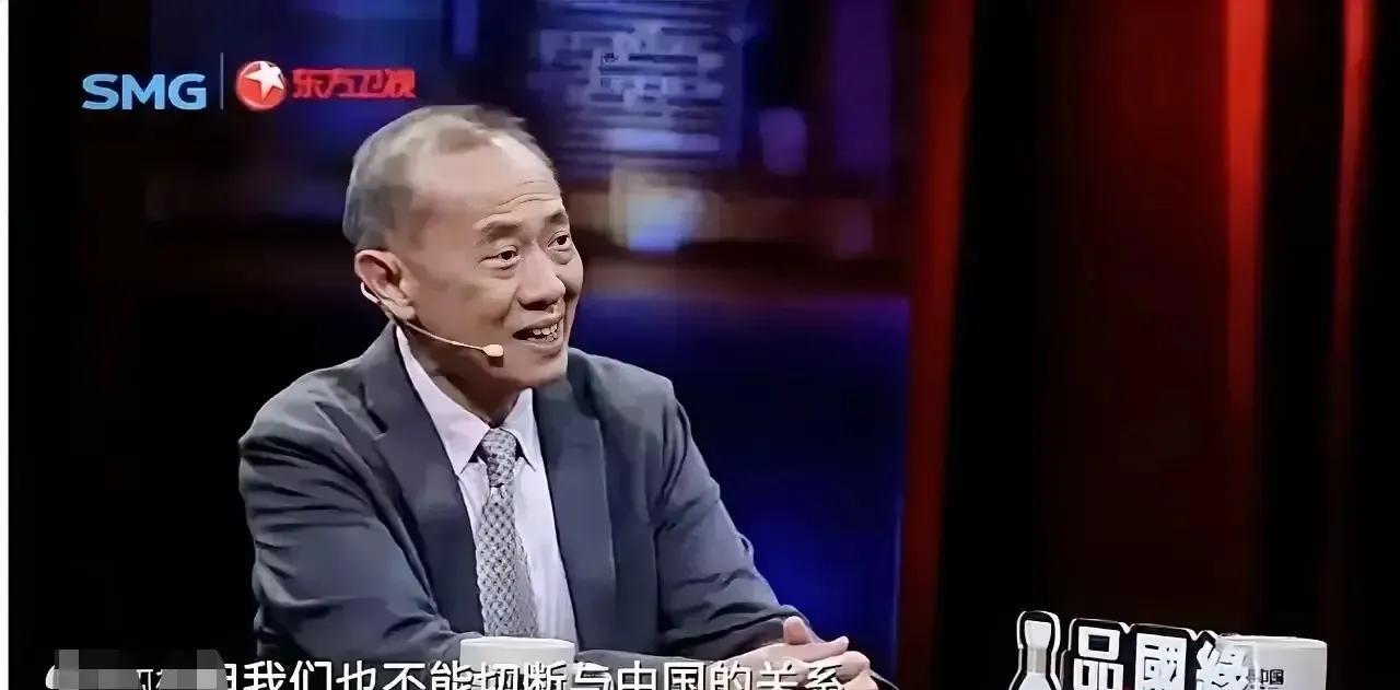 连伪装都不要了，本以为新加坡还要继续装下去，还要继续在两个大国之间左右逢缘，没想