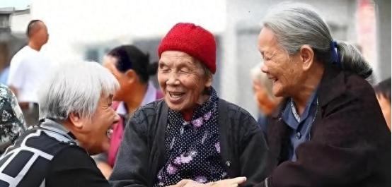 我国将迎来人口死亡高峰？23年1110万去世、24年1093万，那么去年呢？这个