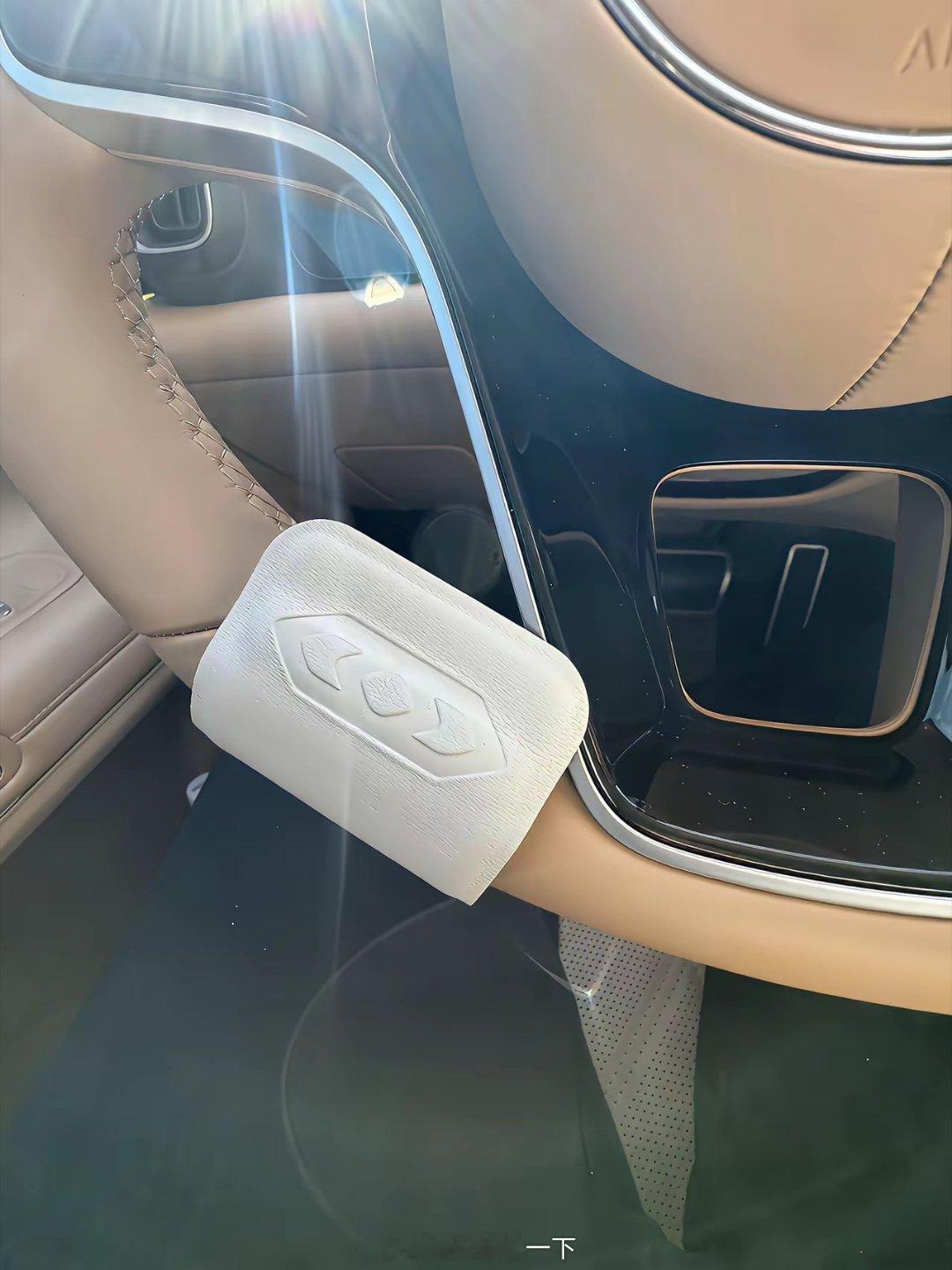 请某些车主不要再到处宣传这种行为了，我也是鸿蒙智行车主，但我开智驾从来不会大撒把