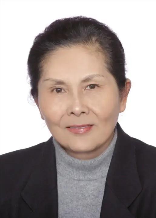 我国顶尖半导体教授李爱珍，申请中科院院士被淘汰，不料2007年，她竟然摇身一变成