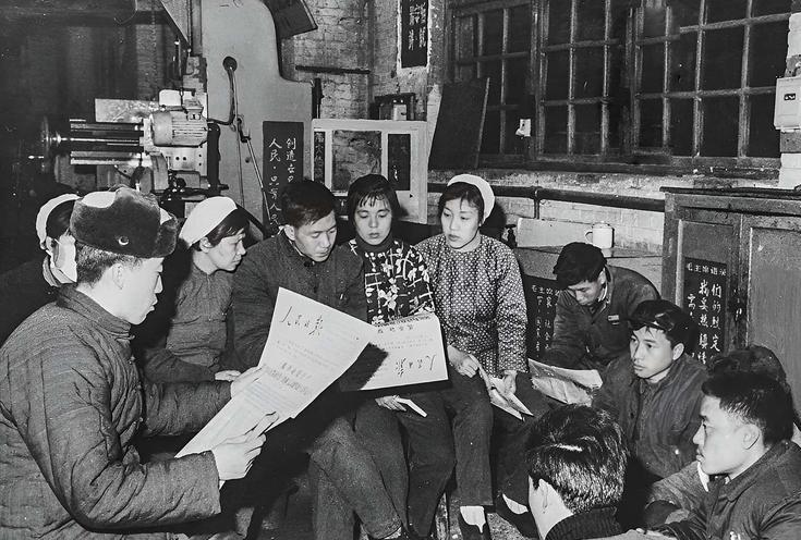 60、70年代的生活是最惬意的！虽然那时候物质生活匮乏，但人们的精神生活是非常好