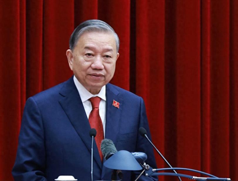 越南大选落幕，多架专机直飞中国，东南亚11国选边站，中方已致贺电。这场备受瞩目