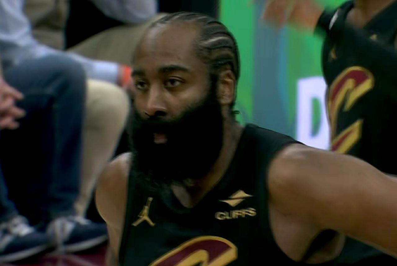 哈登加盟骑士5胜0负未尝败绩！骑士豪取7连胜！在刚刚结束的骑士客场战胜黄蜂的比赛