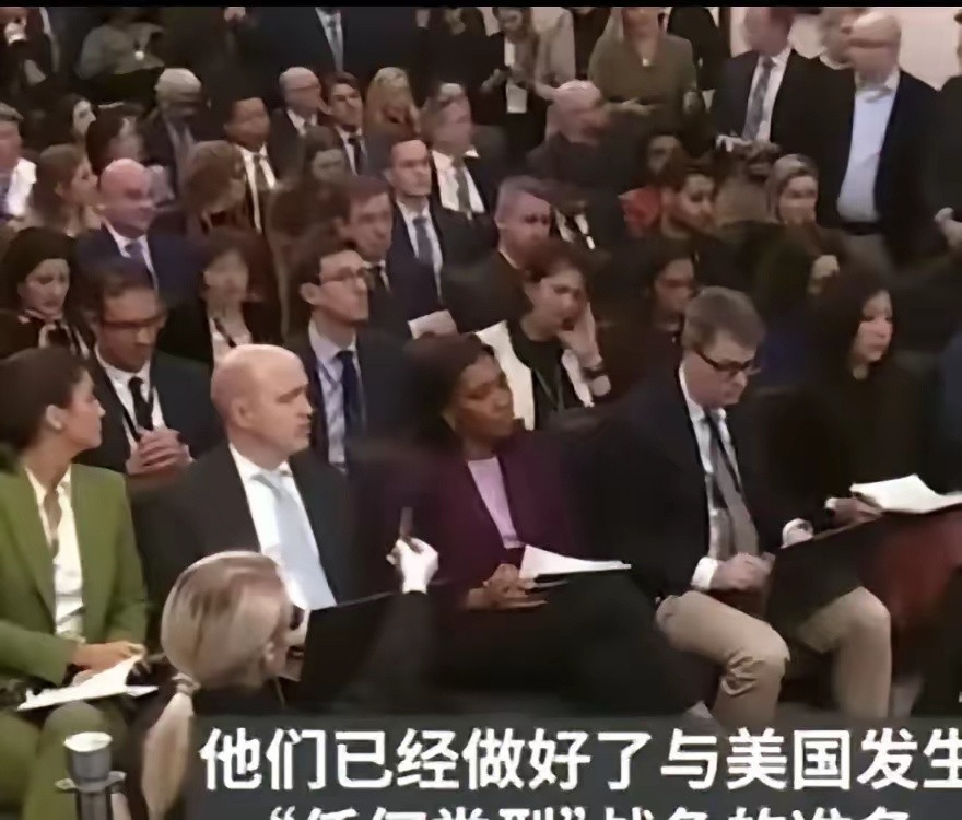 美国白宫发言人回应中国的奉陪到底了！白宫发言人刚说完狠话，中国网友就把