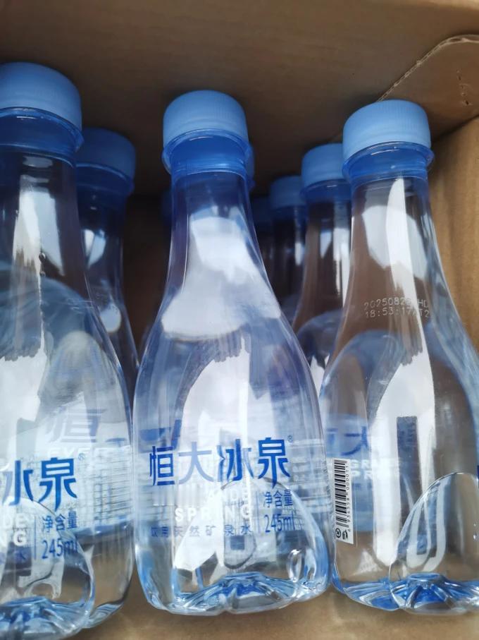 商业史上有不少让人惋惜的败局，恒大冰泉绝对排得上号，这牌是被打烂的顶级好牌。如果