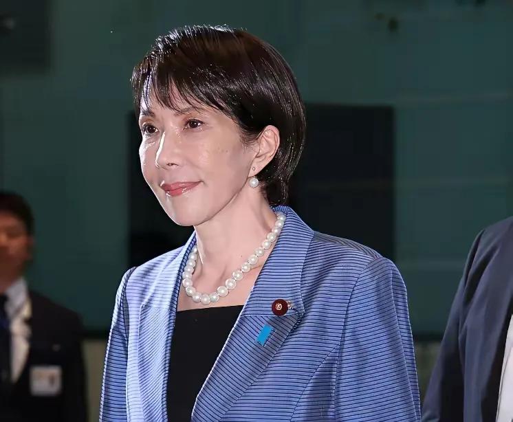 中日释放对话信号！日本国会表态愿意和中国沟通，双边关系迎来缓和契机。最扎眼的