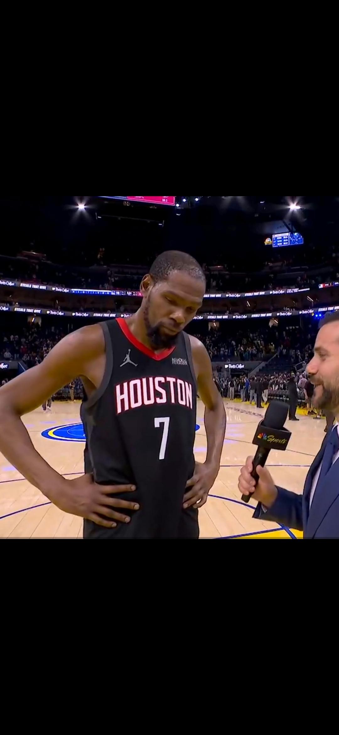 老杜学会了老詹的绝技火箭客场117-116，1分险胜勇士。库