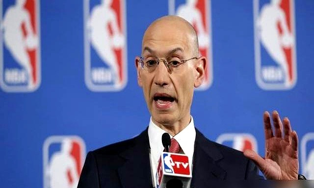 全联盟最紧张的人，可能不是马刺队医。维克托·文班亚马，这位马刺...