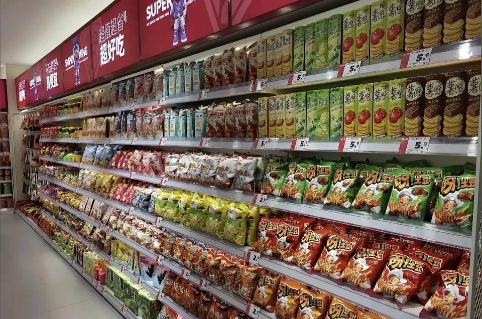 真是生意难做啊！去年跟风开了赵一鸣店，元旦开业。加盟费3.8万，租、装修、设备等