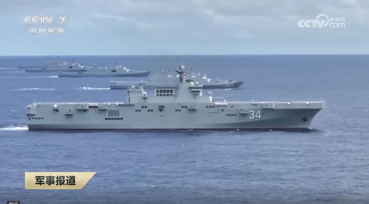 央视新闻报道中，海军新型大型两栖舰编队演练，“湖北”号（075型）舰上出现了Z-