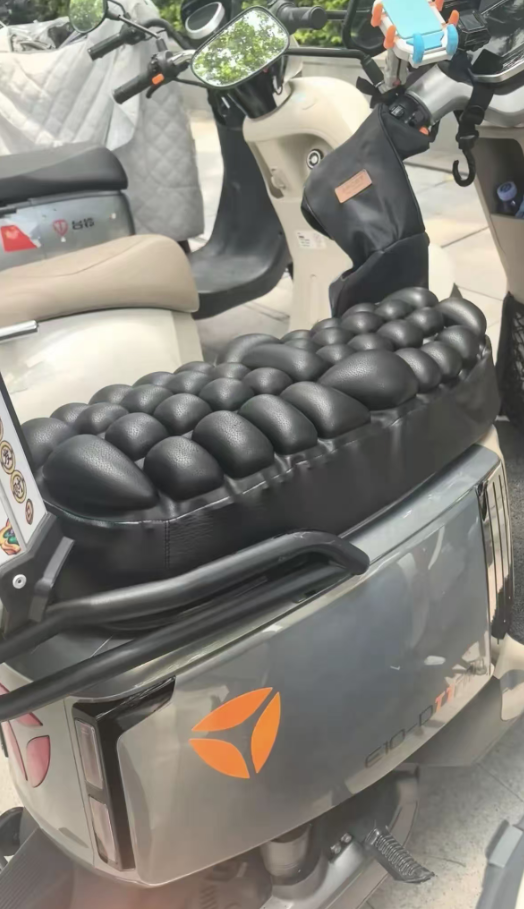 我的雅迪座椅成这样了怎么办呢？