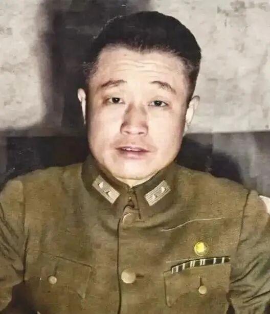 郭汝瑰冒死发出一份绝密情报。粟裕看后却随手丢在一旁。他一个字也没有相信1948