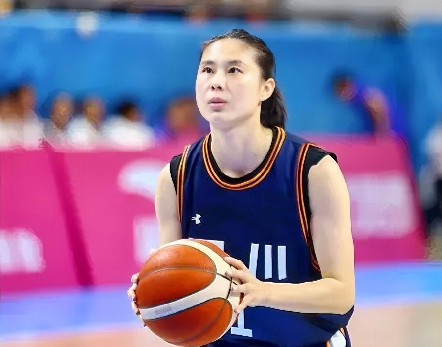 4场常规赛打完！！中国女篮王思雨在WCBA的比赛表现！！对阵山东女篮：出战3