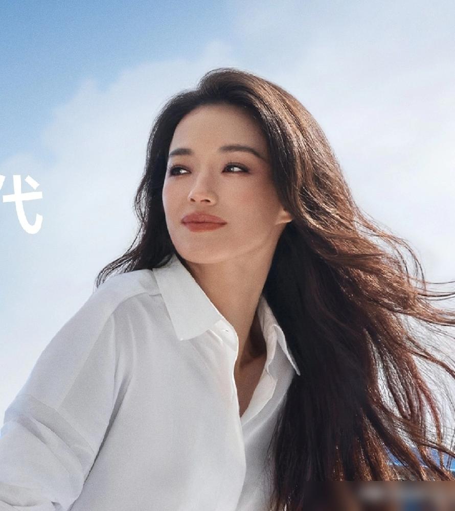 王晶又聊舒淇的往事了。昨天他发视频说，当年有人开100万港币，就为跟舒淇吃