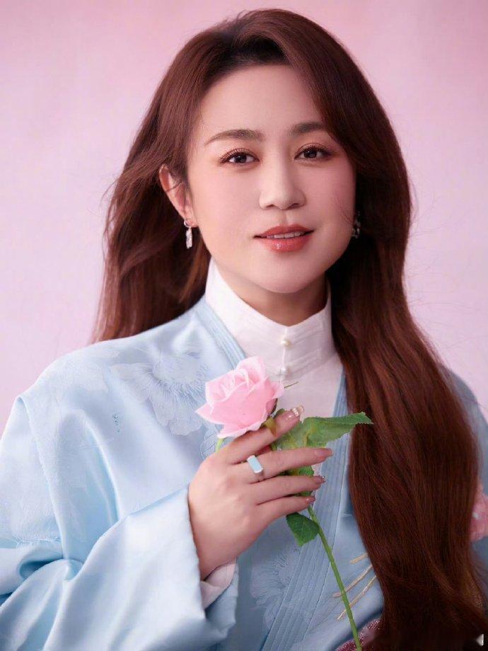 魏哲鸣给马丽杨迪取名迪丽热巴你好星期六自带搞笑脑洞的魏哲鸣！抓住字眼玩梗创意满分