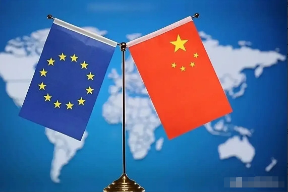 欧盟驻华大使托莱多威胁说，如果中国在30天内不取消稀土出口限制，欧盟委员会主席
