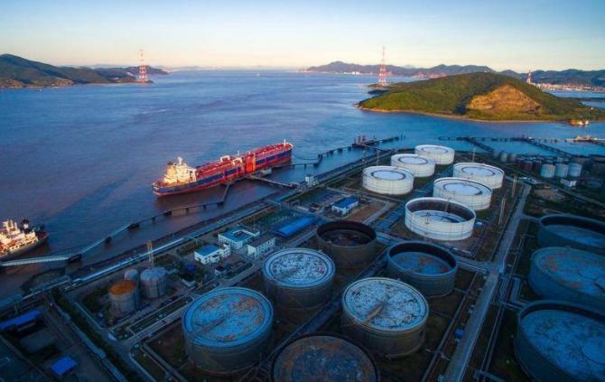 外媒：连续6个月，中国每天增加100万桶原油储备，在为大事做准备？ 在这些外