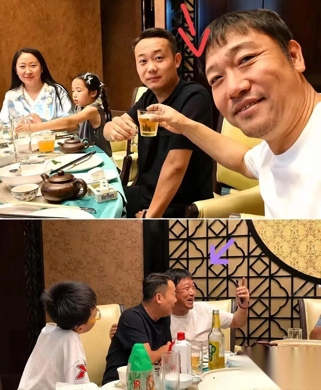贾冰偷拍事件发生后，毁三观的言论出现了：1.坐他对面，大家都举着手机，不是偷
